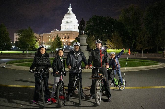 Private DC Monuments at Night Bike Tour